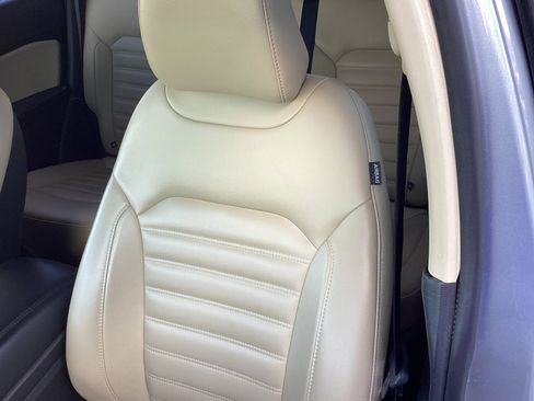 Used 2024 Ford Edge SEL image 11