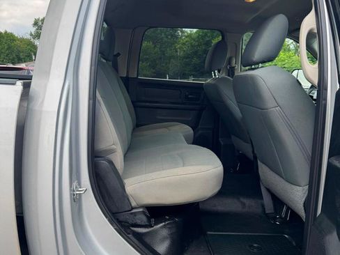Used 2018 RAM 3500 Tradesman w/ Chrome Appearance Group AWD/4WD image 21
