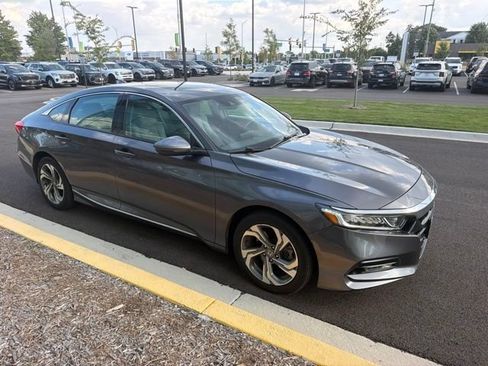 Used 2018 Honda Accord EX-L image 10