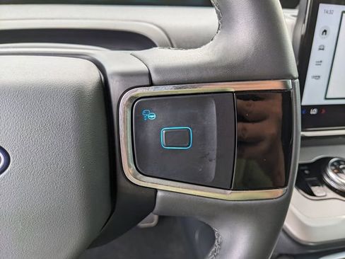 Certified 2025 Ford Expedition Max Active RWD image 31