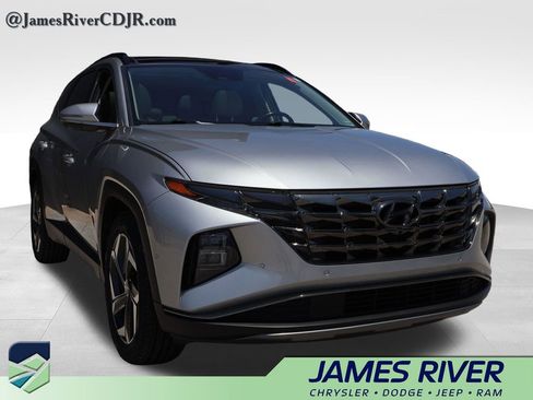 Used 2022 Hyundai Tucson Limited w/ Cargo Package FWD image 6