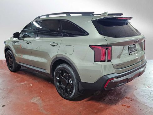 Used 2025 Kia Sorento SX image 5
