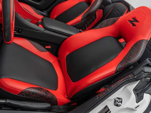 Used 2018 Aston Martin Vanquish Zagato image 26