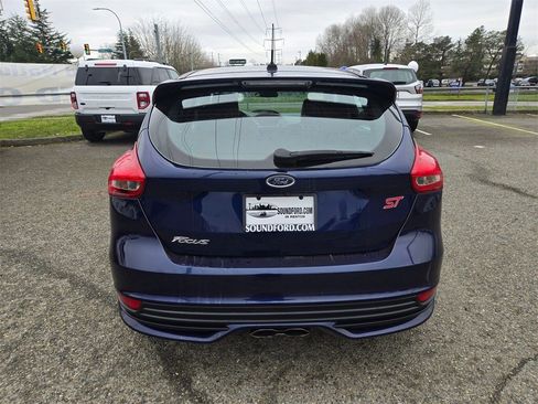 Used 2016 Ford Focus ST w/ Equipment Group 401A image 6