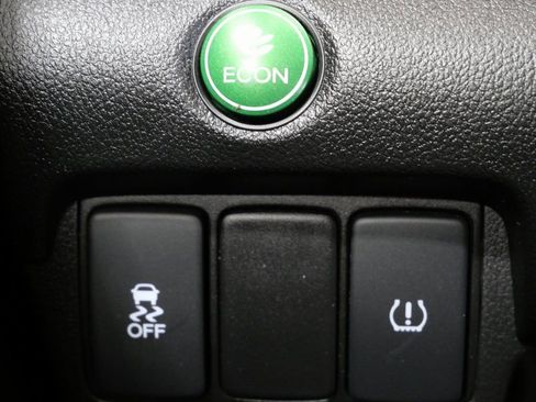 Used 2015 Honda CR-V LX image 14