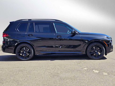 New 2026 BMW X7 xDrive40i w/ Executive Package AWD/4WD image 2