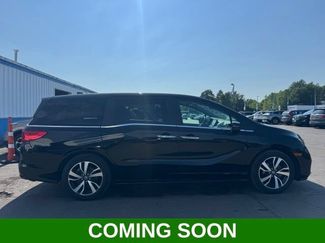 Used 2024 Honda Odyssey Touring video 1