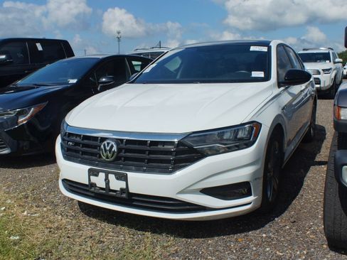 Used 2021 Volkswagen Jetta R-Line FWD image 5