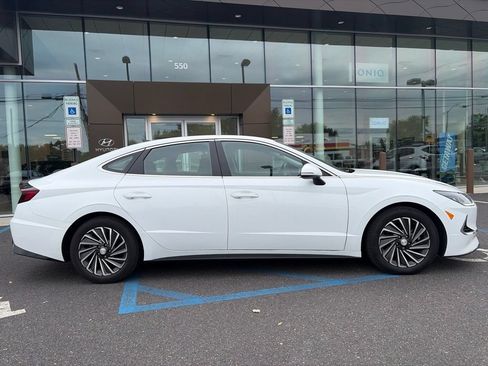 Used 2023 Hyundai Sonata SEL w/ Cargo Package FWD image 3