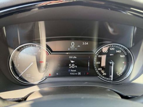 Used 2025 Cadillac XT6 Luxury AWD/4WD image 29
