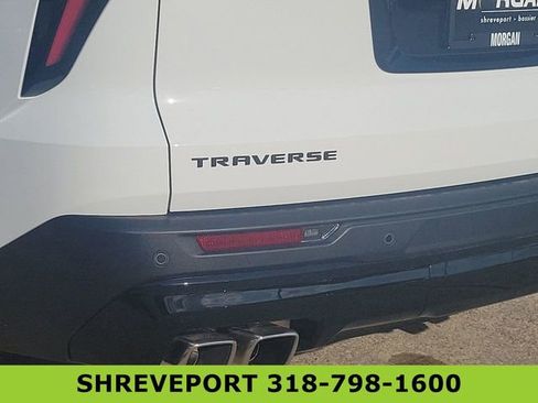 Certified 2025 Chevrolet Traverse LT w/ Midnight/Sport Edition FWD image 32