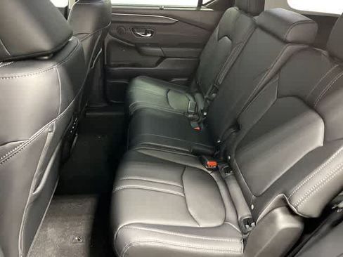 Used 2026 Honda Pilot Touring image 25