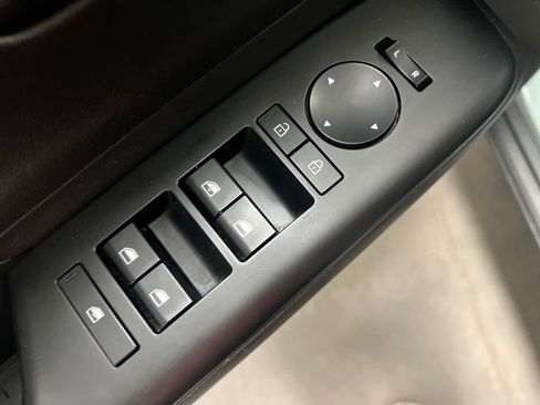 Used 2024 Hyundai Kona SEL AWD/4WD image 13