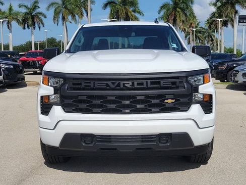 Used 2024 Chevrolet Silverado 1500 Custom RWD image 2