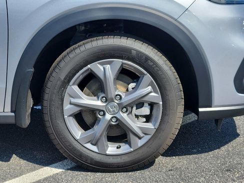 Certified 2026 Honda HR-V LX image 8