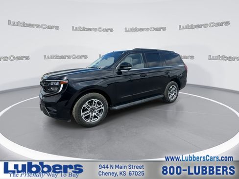 Used 2025 Ford Expedition Active AWD/4WD image 4