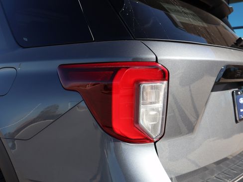 Certified 2024 Ford Explorer ST w/ Equipment Group 401A image 18