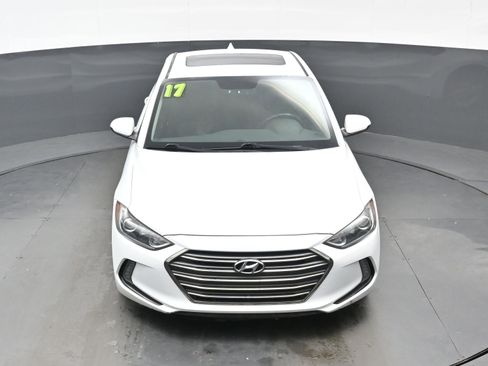 Used 2017 Hyundai Elantra Value Edition image 38