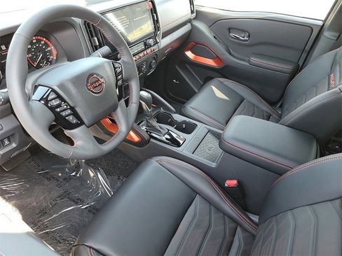 New 2025 Nissan Frontier PRO-4X w/ Pro Premium Package image 3