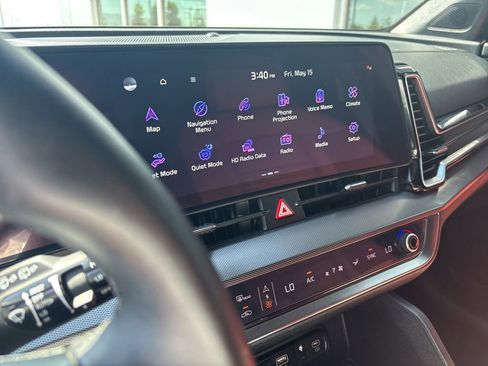 Certified 2025 Kia Sportage SX AWD/4WD image 10