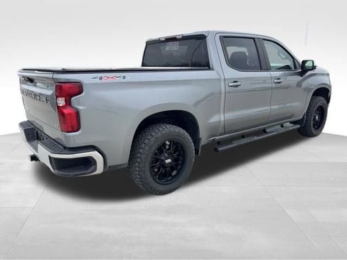 Used 2023 Chevrolet Silverado 1500 LT w/ Z71 Off-Road Package image 5