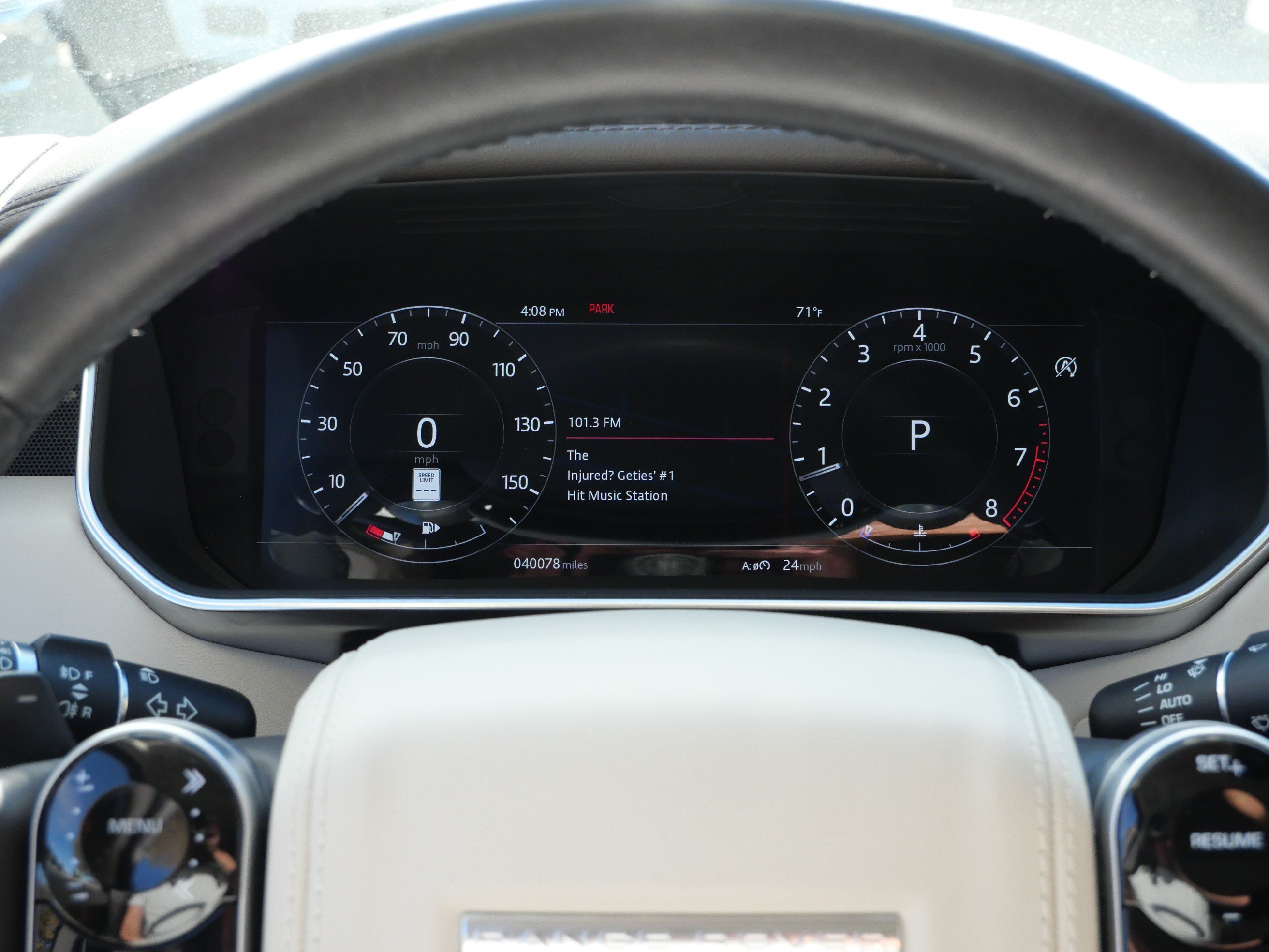 Used 2019 Land Rover Range Rover HSE AWD/4WD image 21