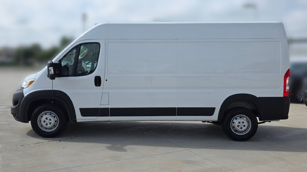 Used 2023 RAM ProMaster 2500 FWD image 2