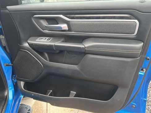 Used 2022 RAM 1500 Big Horn AWD/4WD image 30