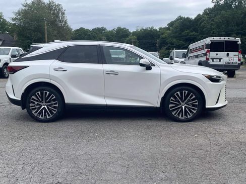Used 2024 Lexus RX 350 Premium Plus w/ Convenience Package FWD image 2