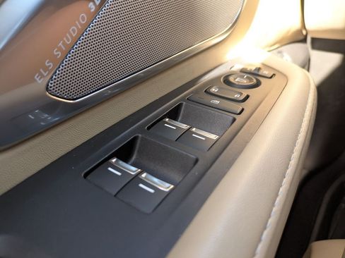 Used 2019 Acura RDX AWD w/ Advance Package image 27