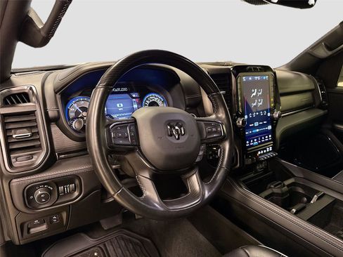 Used 2022 RAM 1500 Limited w/ Body Color Bumper Group image 9