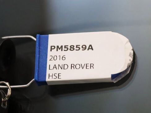 Used 2016 Land Rover Range Rover Sport HSE image 31