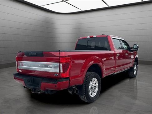 Used 2022 Ford F350 Platinum w/ FX4 Off-Road Package image 2