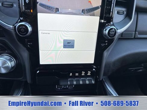 Used 2023 RAM 1500 Laramie AWD/4WD image 24