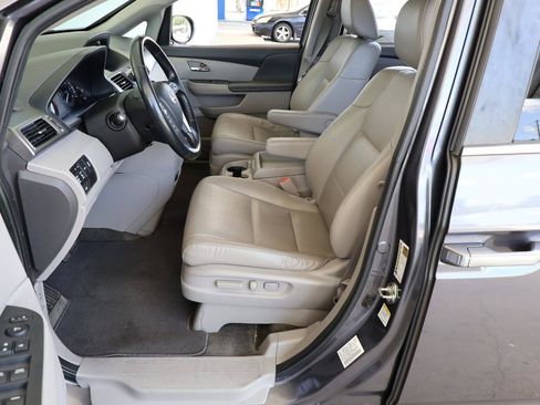 Used 2016 Honda Odyssey EX-L image 12