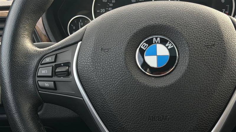 Used 2014 BMW 335i xDrive Sedan AWD/4WD image 30