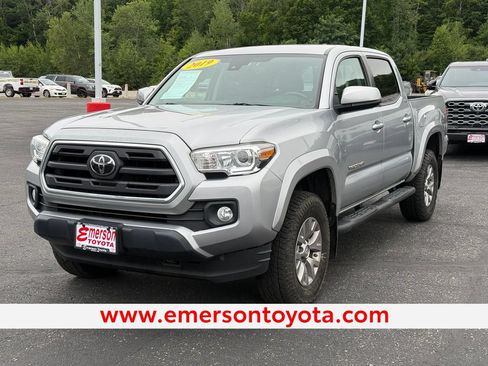 Used 2019 Toyota Tacoma SR5 AWD/4WD image 1