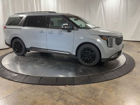 New 2026 Kia Carnival SX Prestige image 2