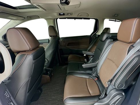 New 2026 Honda Odyssey Elite image 24