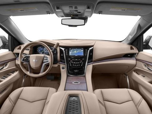 Used 2017 Cadillac Escalade Platinum image 5