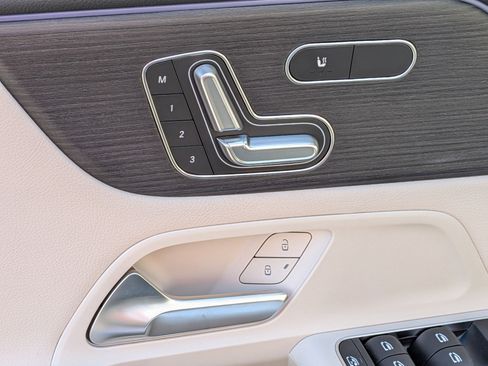 Certified 2026 Mercedes-Benz GLB 250 image 15