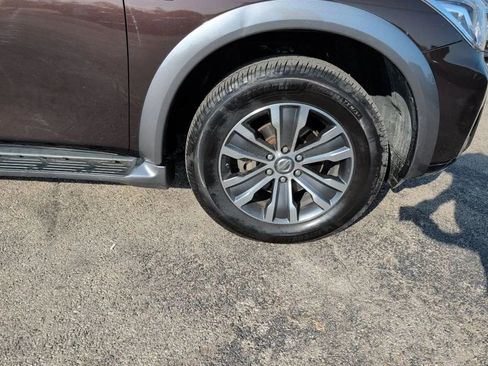 Used 2018 Nissan Armada SL w/ Moonroof Package image 15