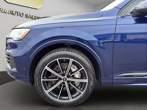 Used 2022 Audi Q7 Premium Plus w/ Premium Plus Package image 22