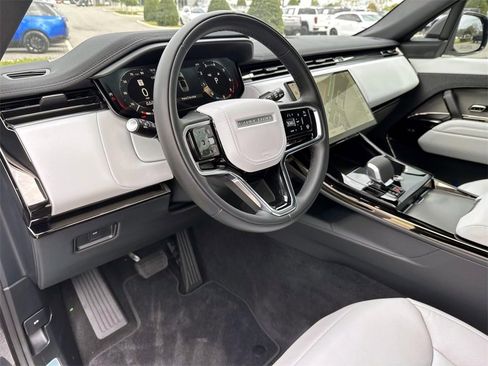 New 2026 Land Rover Range Rover Sport SE image 20