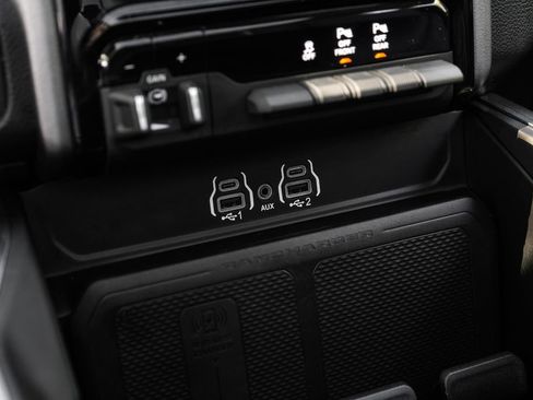Used 2025 RAM 1500 Laramie w/ Laramie Southwest Edition AWD/4WD image 27