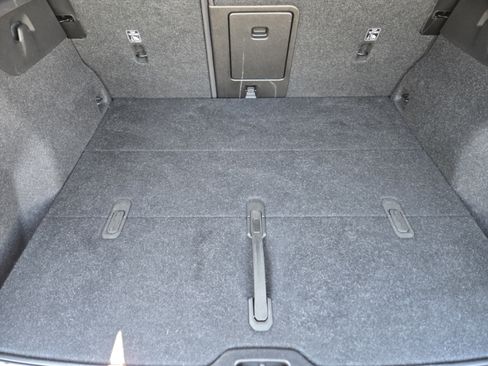 Certified 2023 Volvo C40 P8 Recharge Ultimate AWD/4WD image 28