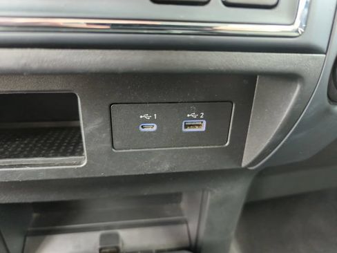 Certified 2023 Nissan Titan SV RWD image 39