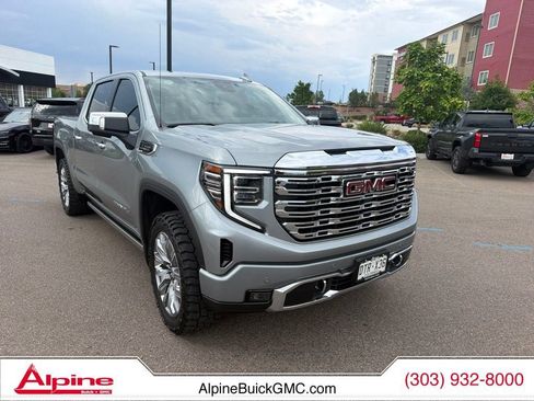 Used 2025 GMC Sierra 1500 Denali AWD/4WD image 3