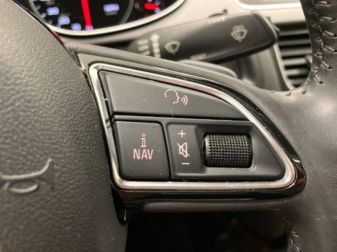 Used 2013 Audi A4 2.0T Prestige AWD/4WD image 27