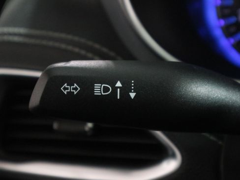 New 2026 Chrysler Pacifica Limited image 31